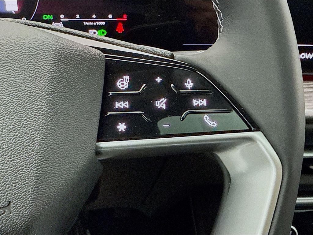 new 2025 Audi Q5 car, priced at $61,150