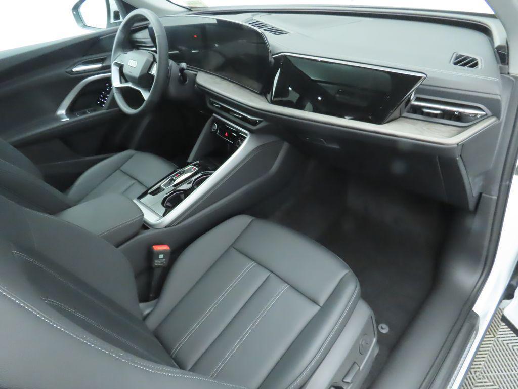 new 2025 Audi Q5 car, priced at $58,690