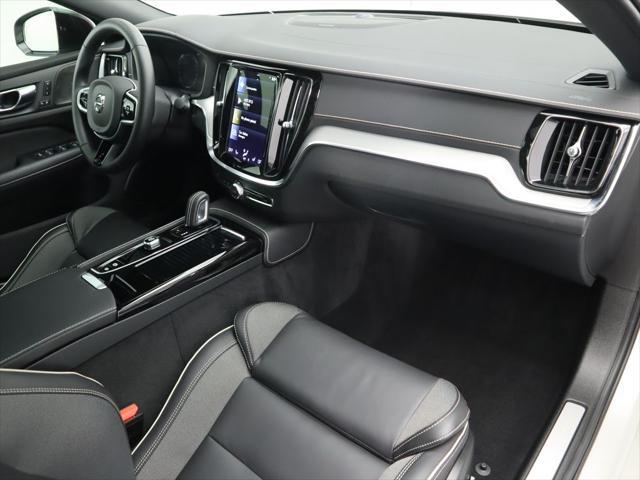 used 2022 Volvo S60 Recharge Plug-In Hybrid car, priced at $33,677