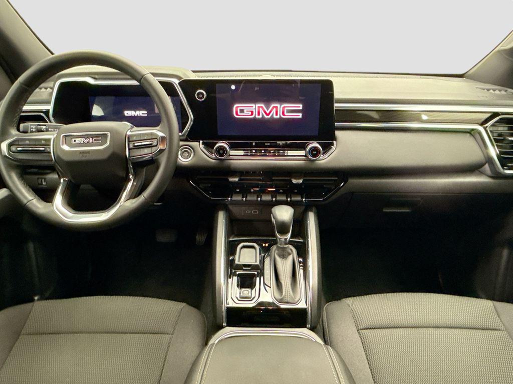 used 2024 GMC Canyon car, priced at $32,692