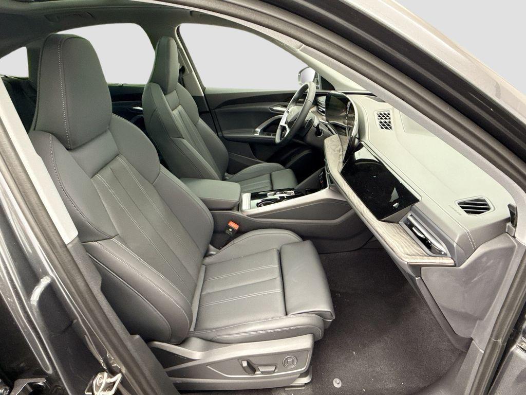 used 2025 Audi Q5 Sportback car