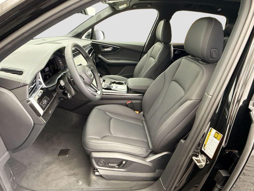 new 2026 Audi Q7 car, priced at $78,105