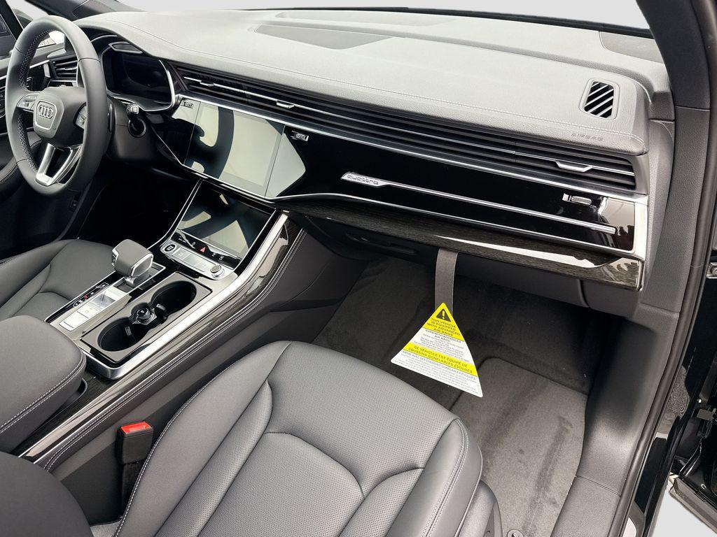 new 2026 Audi Q7 car, priced at $78,105