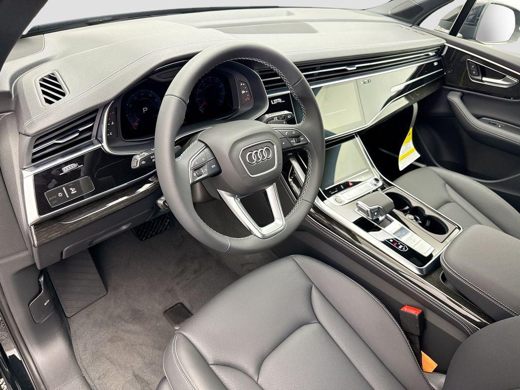 new 2026 Audi Q7 car, priced at $78,105