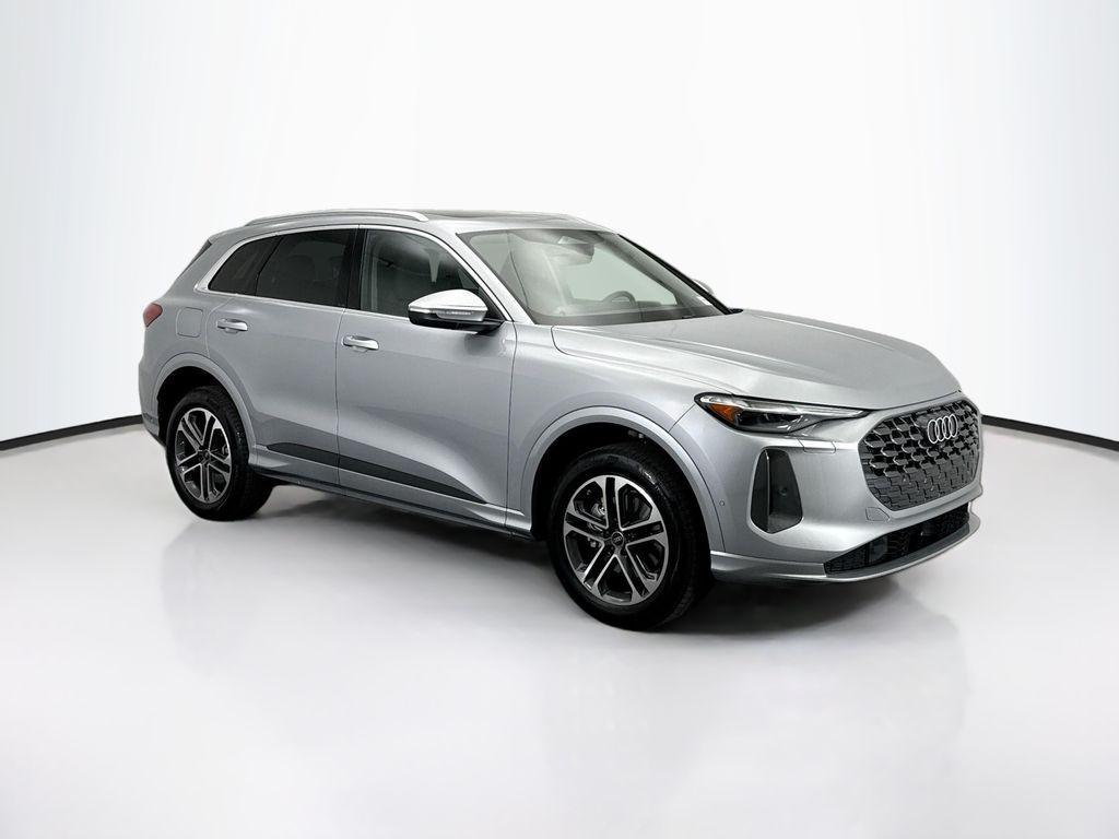 new 2025 Audi Q5 car, priced at $60,025