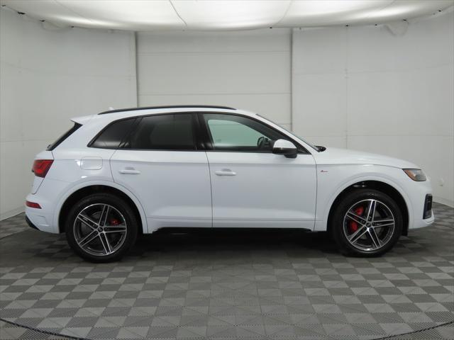 new 2025 Audi Q5 car, priced at $69,160