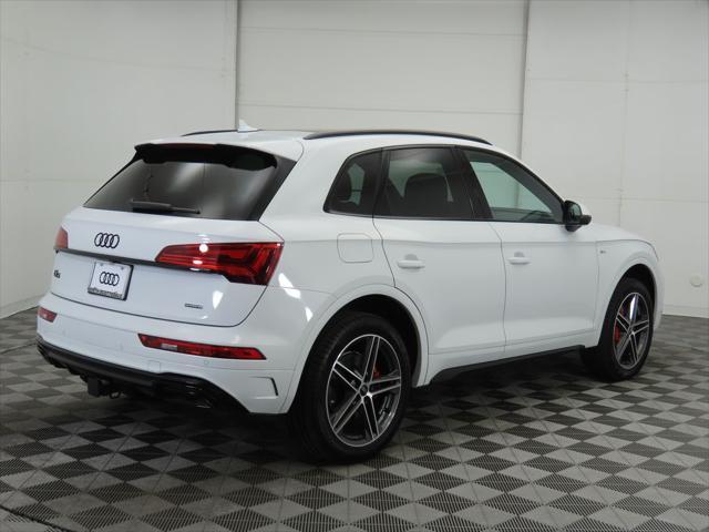 new 2025 Audi Q5 car, priced at $69,160