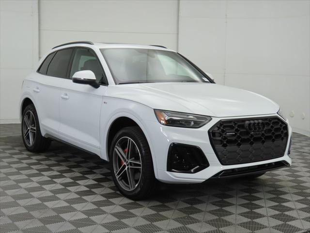 new 2025 Audi Q5 car, priced at $69,160