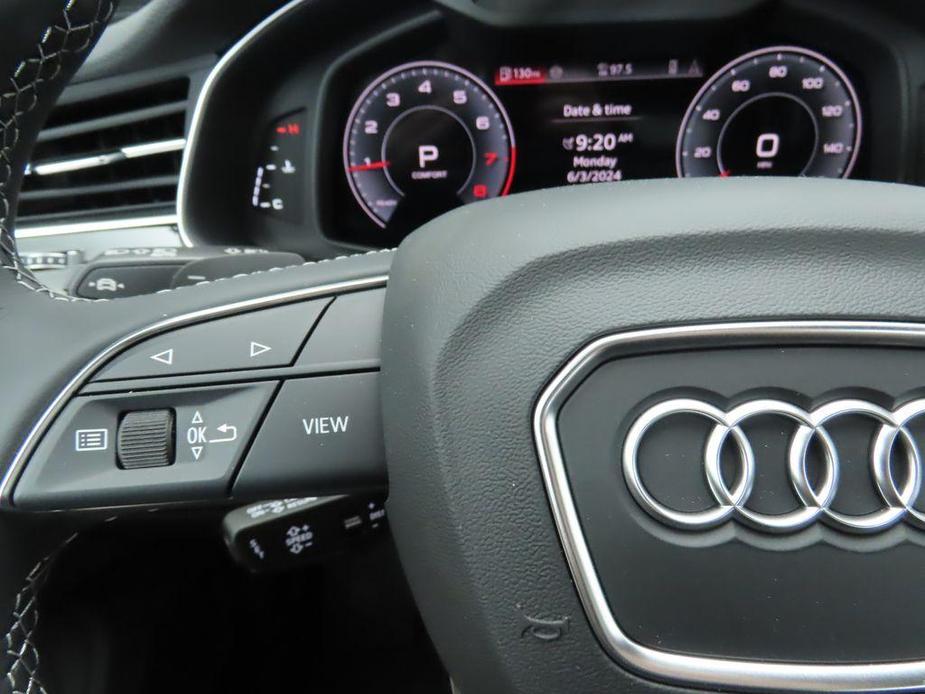 new 2025 Audi Q7 car, priced at $68,820