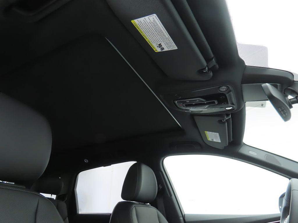new 2025 Audi Q7 car, priced at $76,770