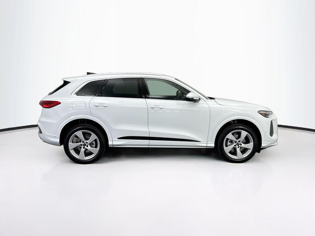 new 2025 Audi Q5 car, priced at $61,890