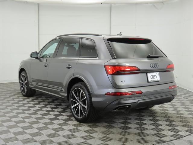 new 2025 Audi Q7 car, priced at $69,370