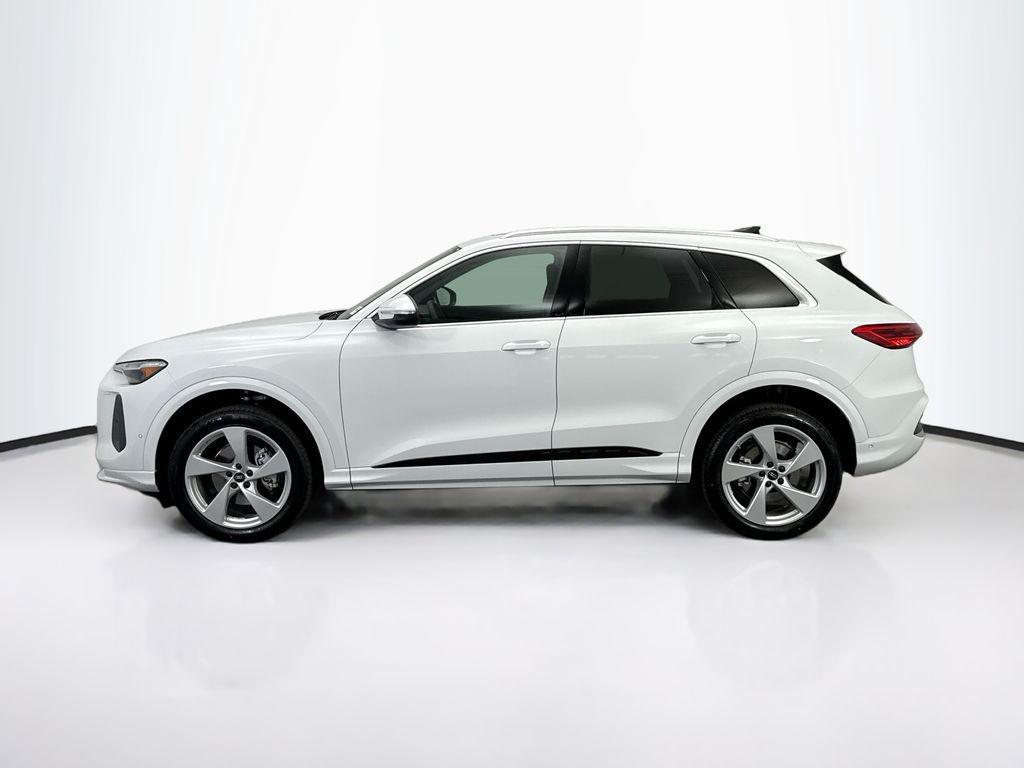 new 2025 Audi Q5 car, priced at $61,150