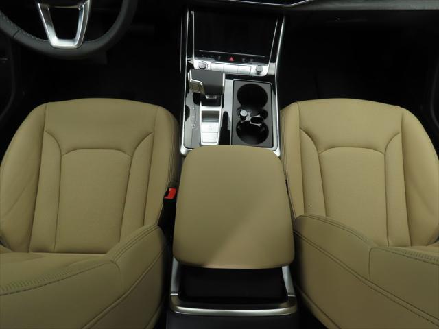 new 2025 Audi Q7 car, priced at $75,205