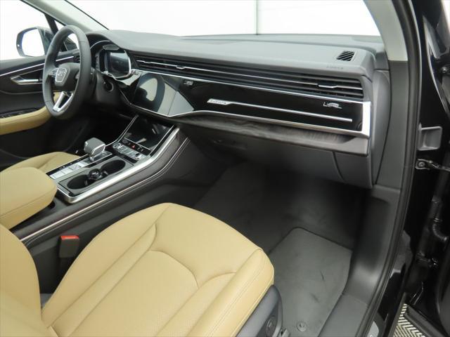 new 2025 Audi Q7 car, priced at $75,205