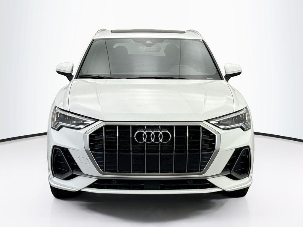 used 2025 Audi Q3 car