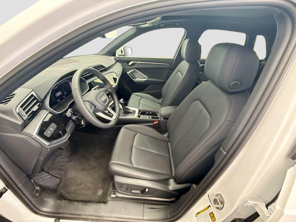 used 2025 Audi Q3 car