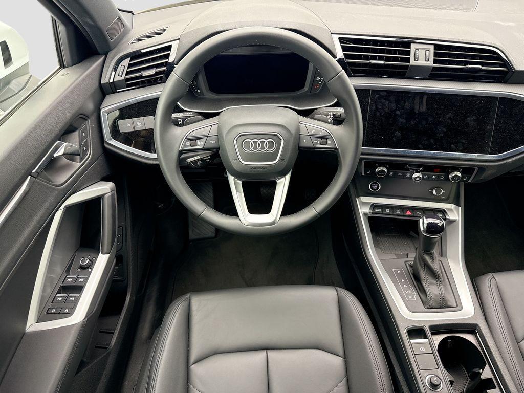 used 2025 Audi Q3 car