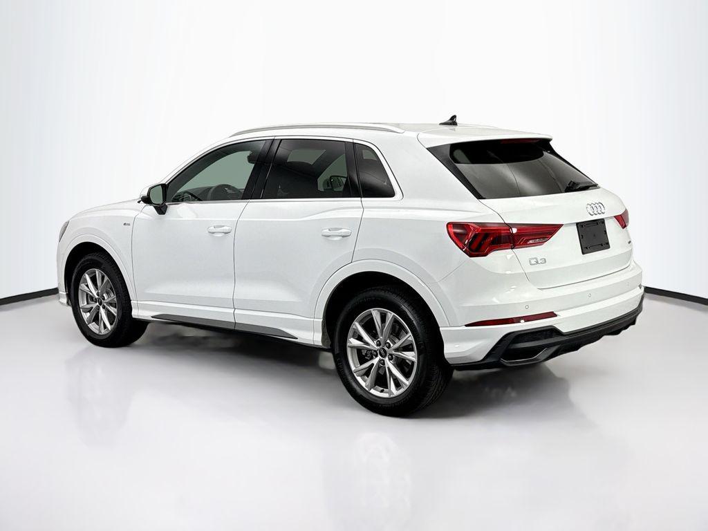 used 2025 Audi Q3 car