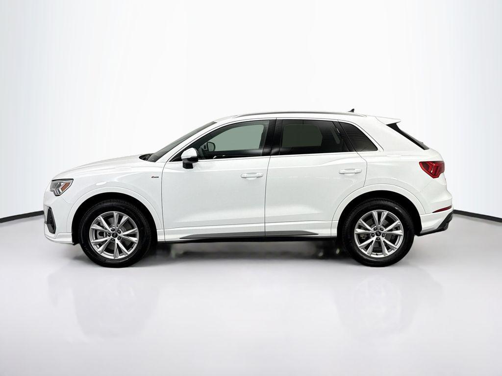 used 2025 Audi Q3 car