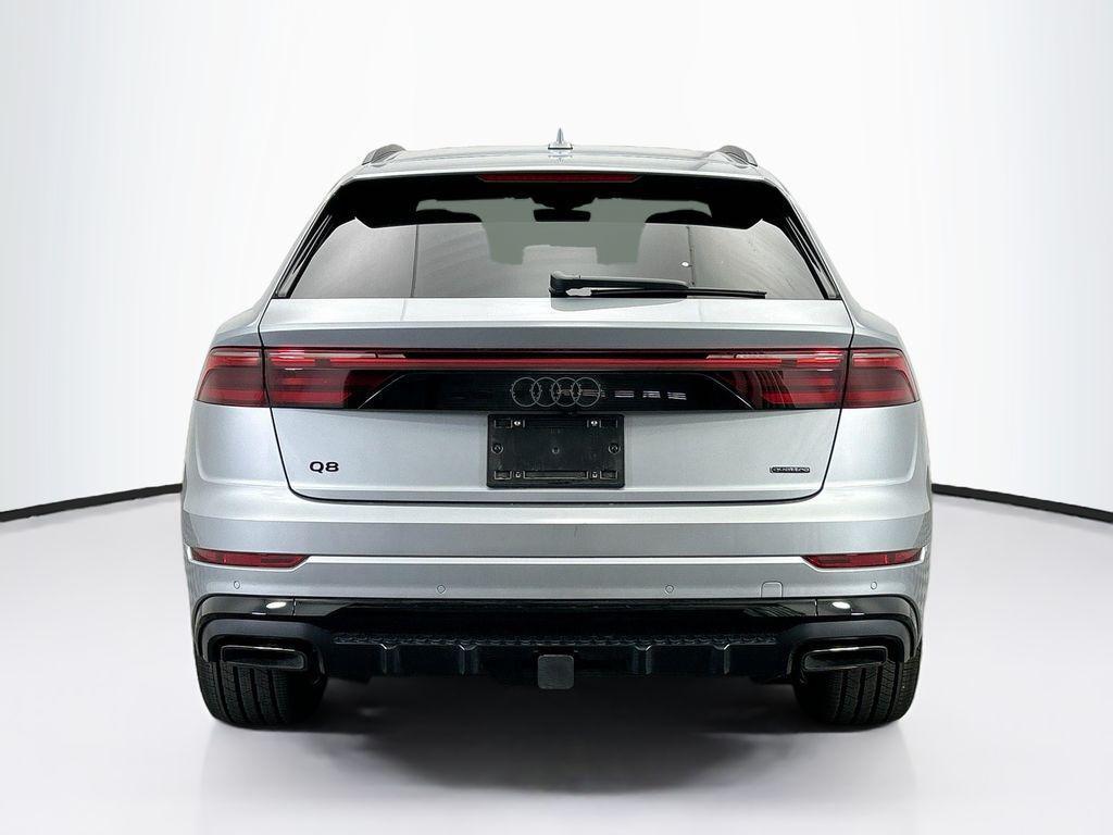 used 2025 Audi Q8 car
