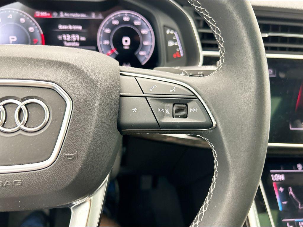 used 2025 Audi Q8 car