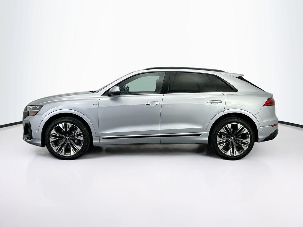 used 2025 Audi Q8 car
