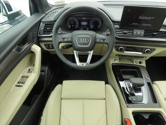 new 2025 Audi Q5 car, priced at $69,160