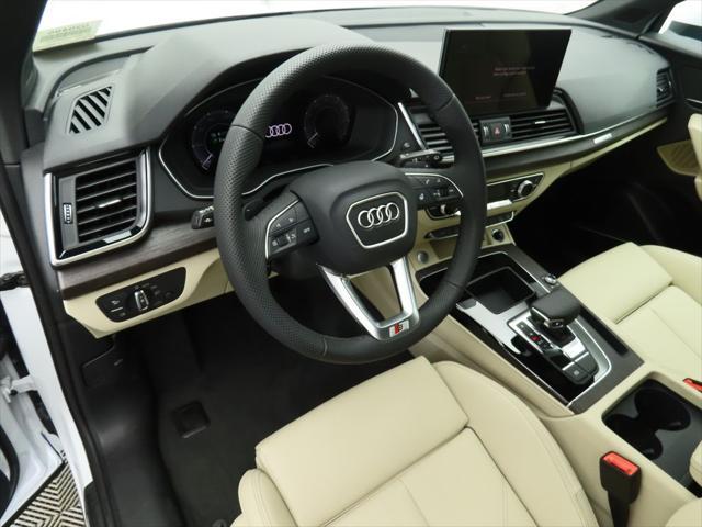 new 2025 Audi Q5 car, priced at $69,160