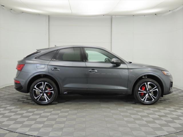 new 2025 Audi Q5 car, priced at $61,295