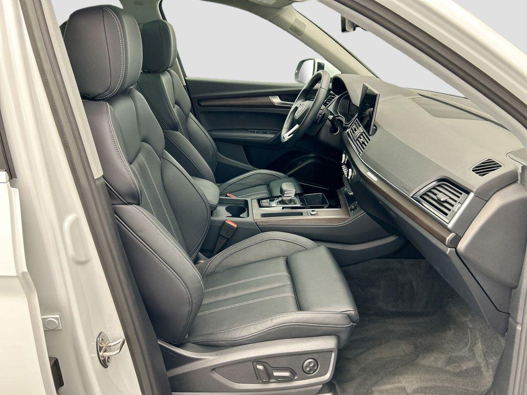 used 2025 Audi Q5 car, priced at $45,489