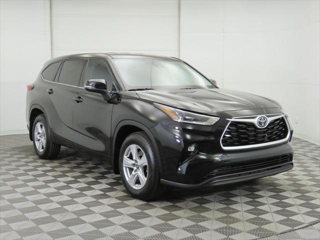used 2021 Toyota Highlander car, priced at $28,932