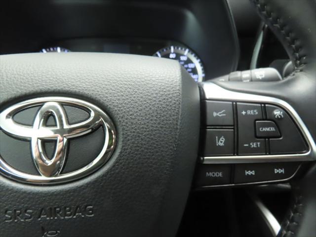 used 2021 Toyota Highlander car, priced at $28,932