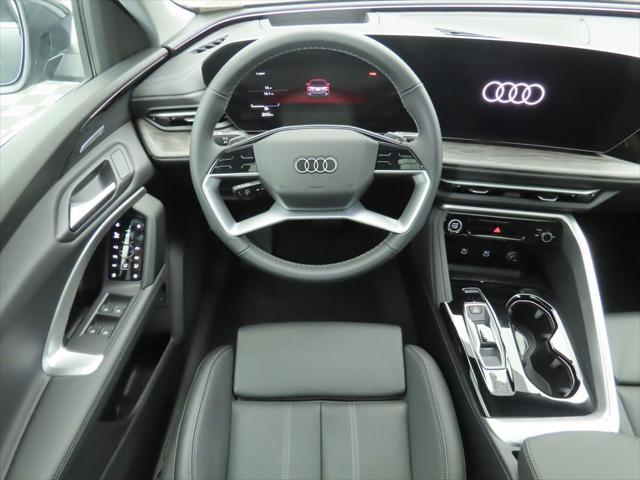 new 2025 Audi Q5 car, priced at $60,960