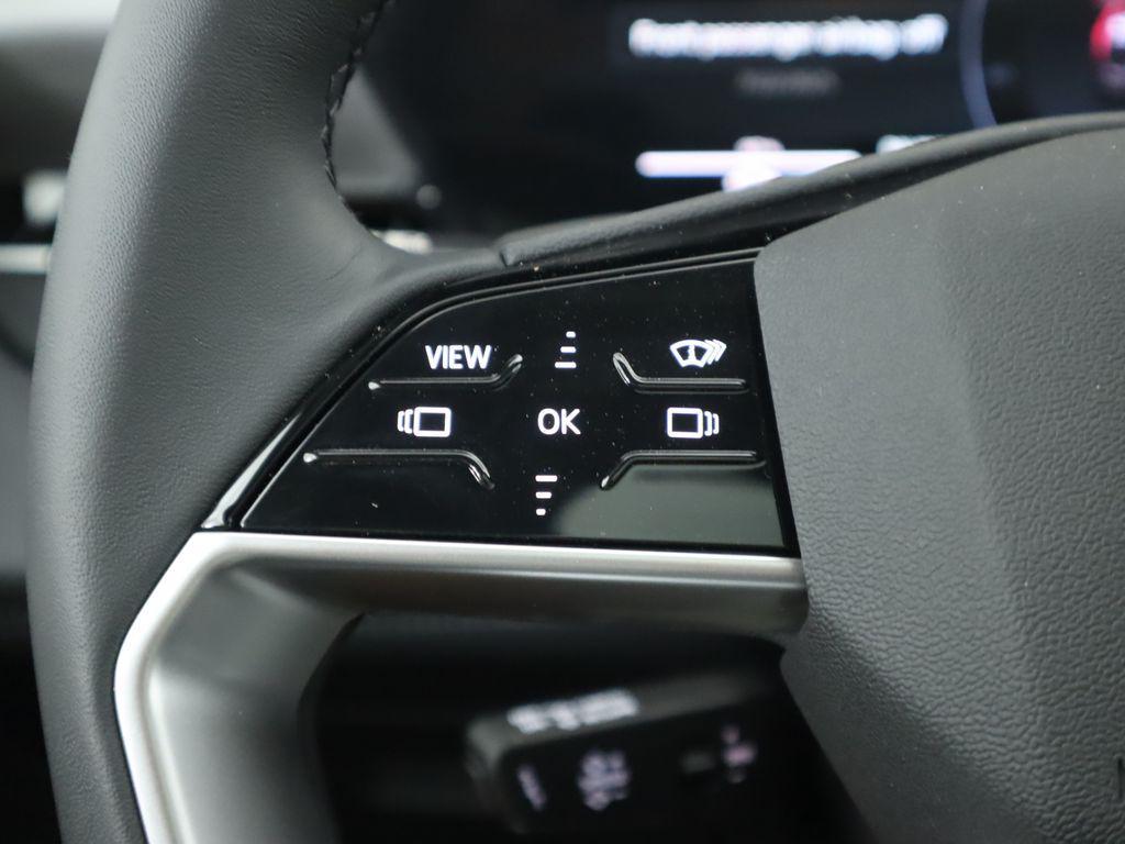 new 2025 Audi Q6 e-tron car, priced at $67,172