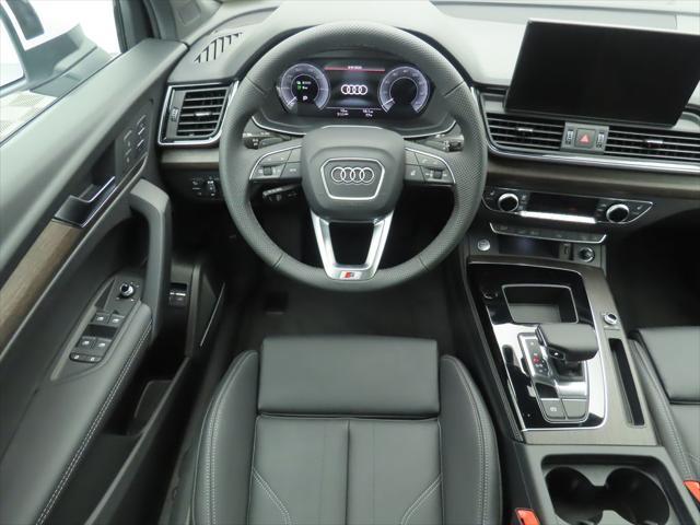 new 2025 Audi Q5 car, priced at $69,160