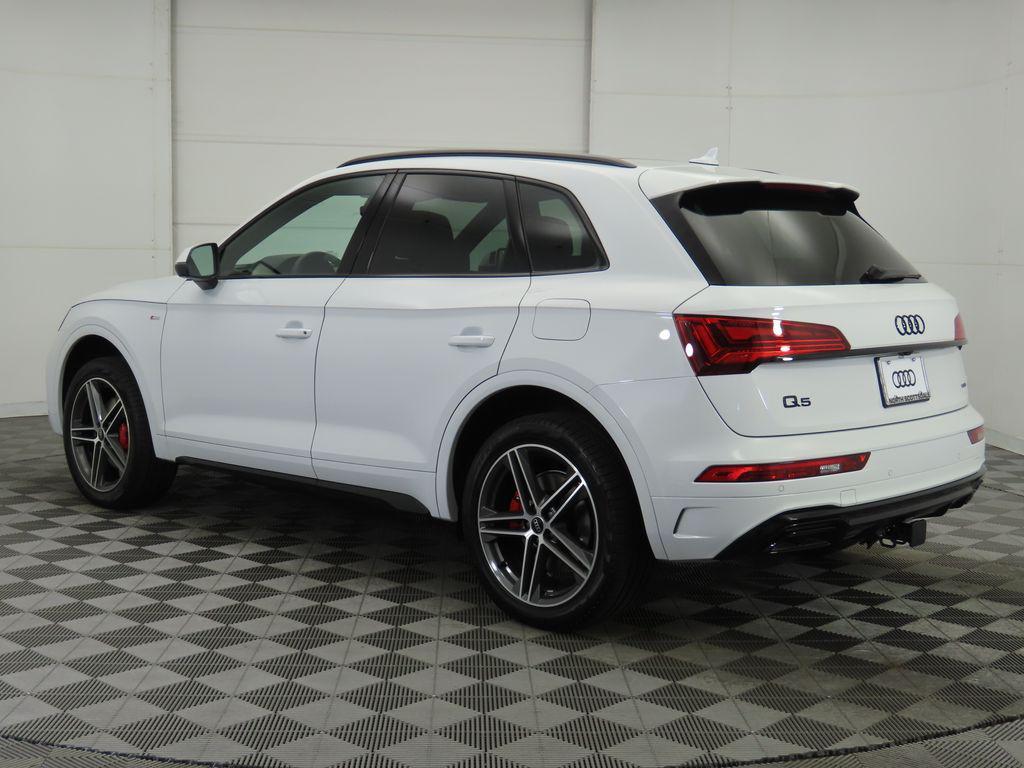 new 2025 Audi Q5 car, priced at $69,160