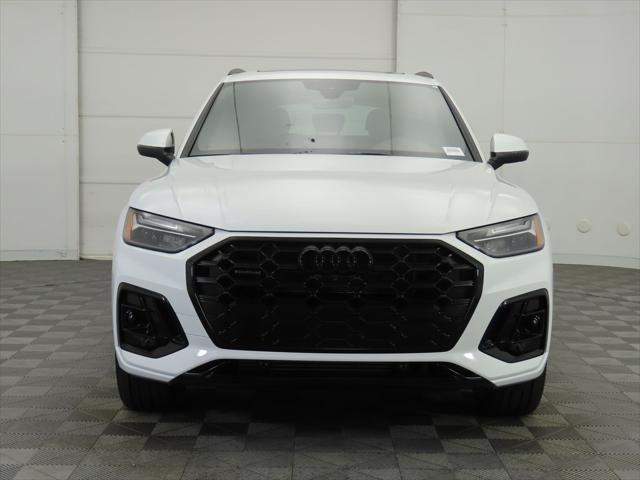 new 2025 Audi Q5 car, priced at $69,160