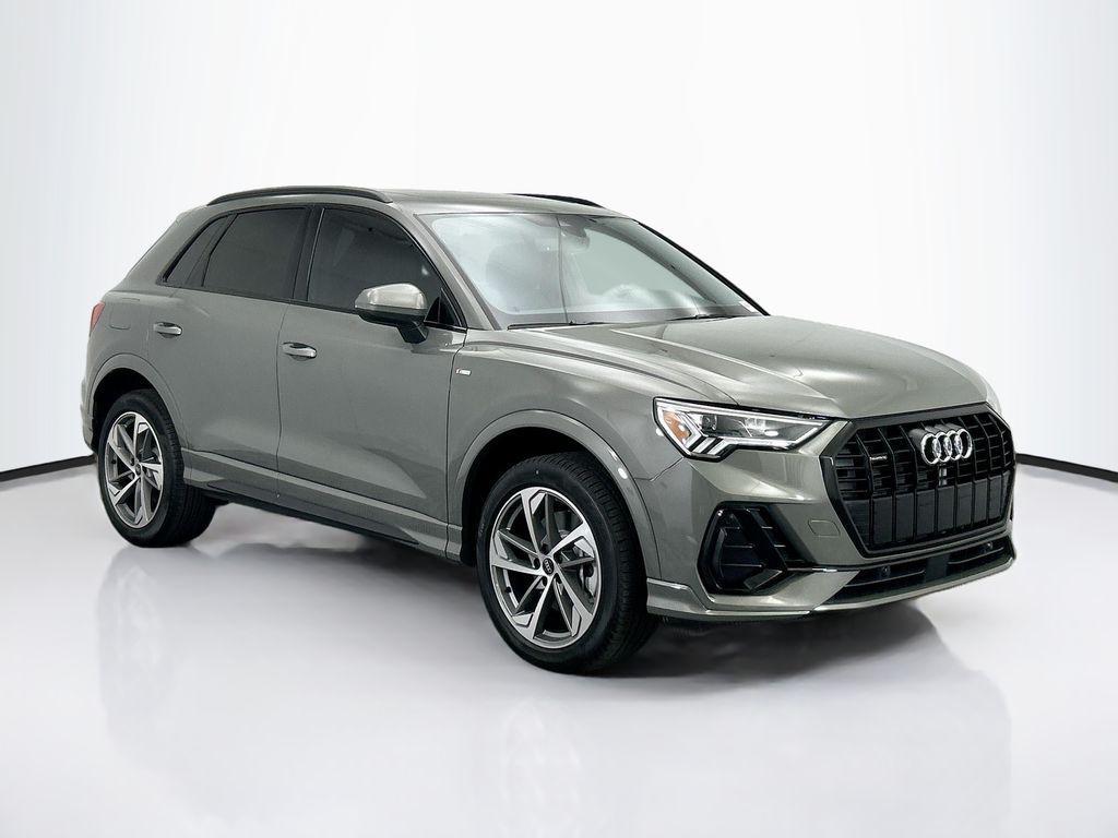 new 2025 Audi Q3 car, priced at $43,925