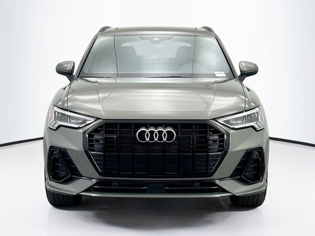 new 2025 Audi Q3 car, priced at $43,925