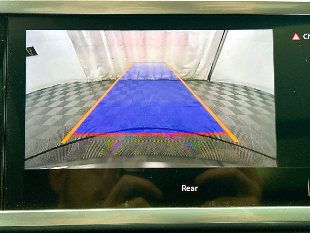 new 2025 Audi Q3 car, priced at $43,925