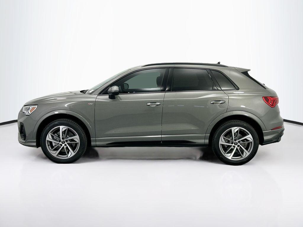 new 2025 Audi Q3 car, priced at $43,925