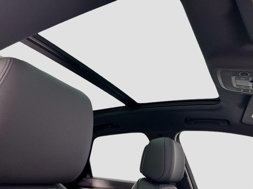 new 2025 Audi Q3 car, priced at $43,925