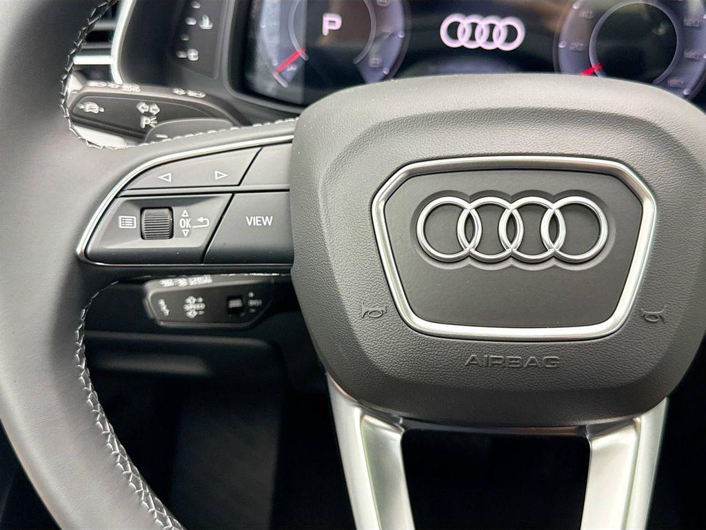 new 2026 Audi Q7 car, priced at $78,105