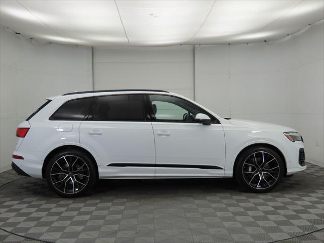 new 2025 Audi Q7 car, priced at $88,805