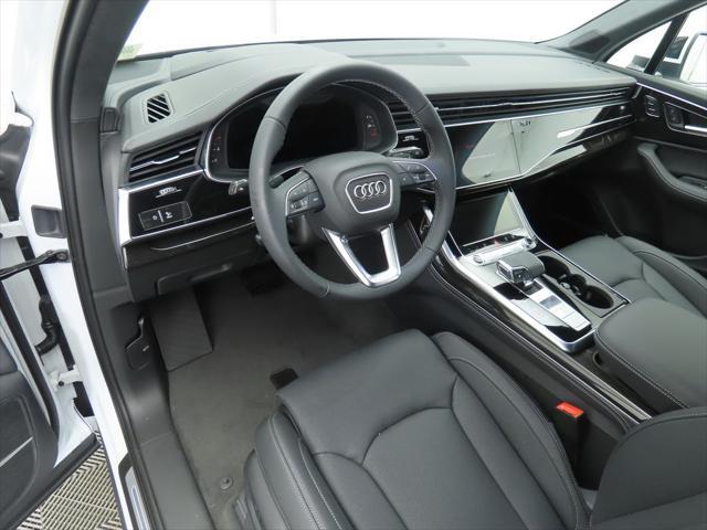 new 2025 Audi Q7 car, priced at $88,805