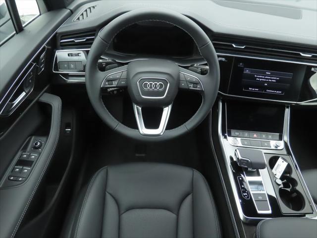 new 2025 Audi Q7 car, priced at $75,510