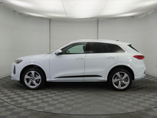 new 2025 Audi Q5 car, priced at $60,960