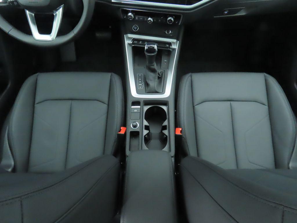 used 2025 Audi Q3 car