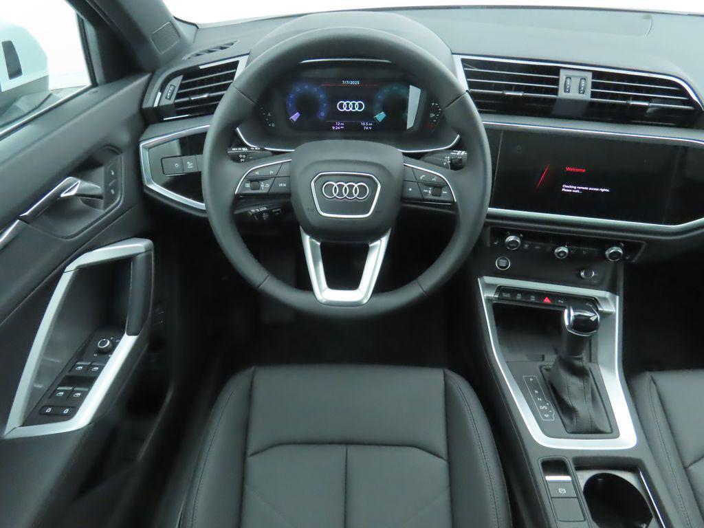 used 2025 Audi Q3 car